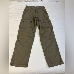 Garage Women Cargo Pants in Olive Green